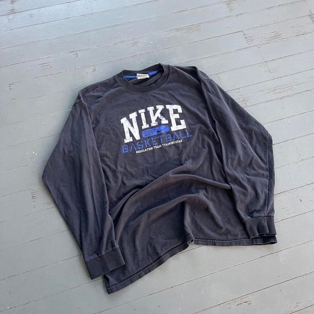 Vintage 2000s Nike Basketball Streetwear Y2K Longsleeve Shirt